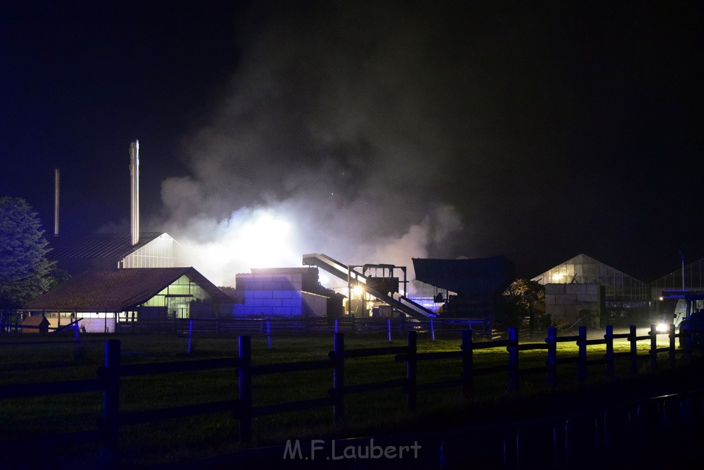 Feuer 4 Pulheim Sinnersdorf Chorbuschstr P251.JPG - Miklos Laubert